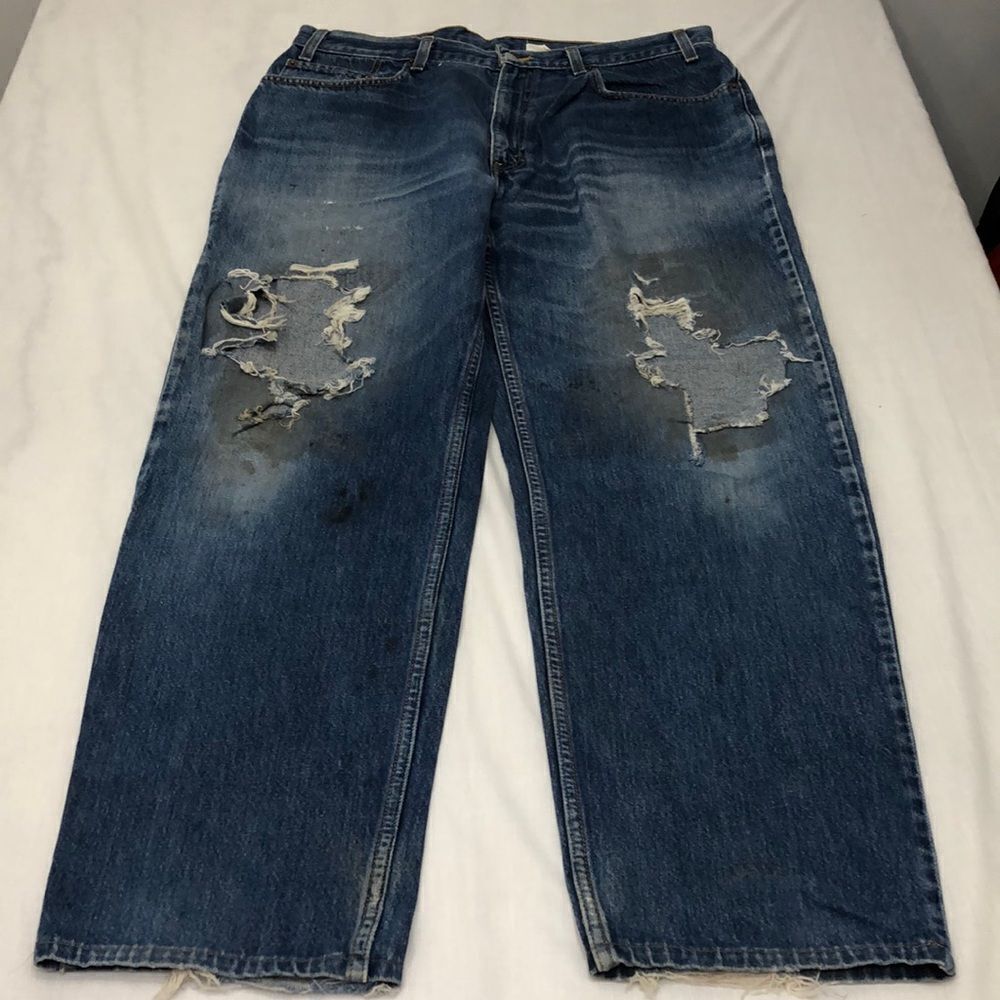 Vintage 2003 Levi’s 901 36x30 Made in Mexico Relaxed Fit Straight Leg Jeans